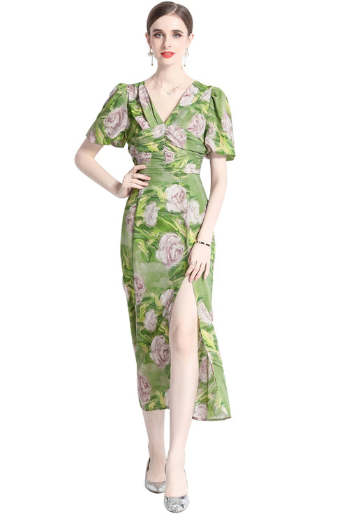 Stylish & Trendy High Quality Floral Design, V-Neck, Pleated Empire Waist, Day & Eveningwear, Cocktail, Party Dress