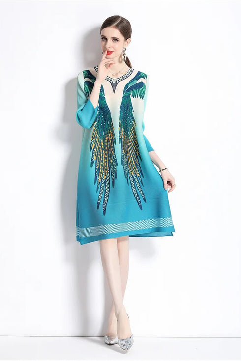 Harmonious Glowing Fall Fashion Feather Gradient Printed Round Neck, Pleated & Stretchable Free Size Vintage Women Dress