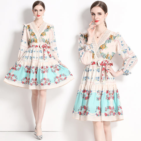 Retro Floral Clover Lace Embellished Puff Long Sleeve, V-Neck, Festive Designer Vestidos