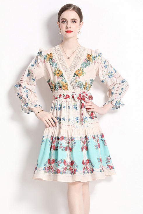 Retro Floral Clover Lace Embellished Puff Long Sleeve, V-Neck, Festive Designer Vestidos